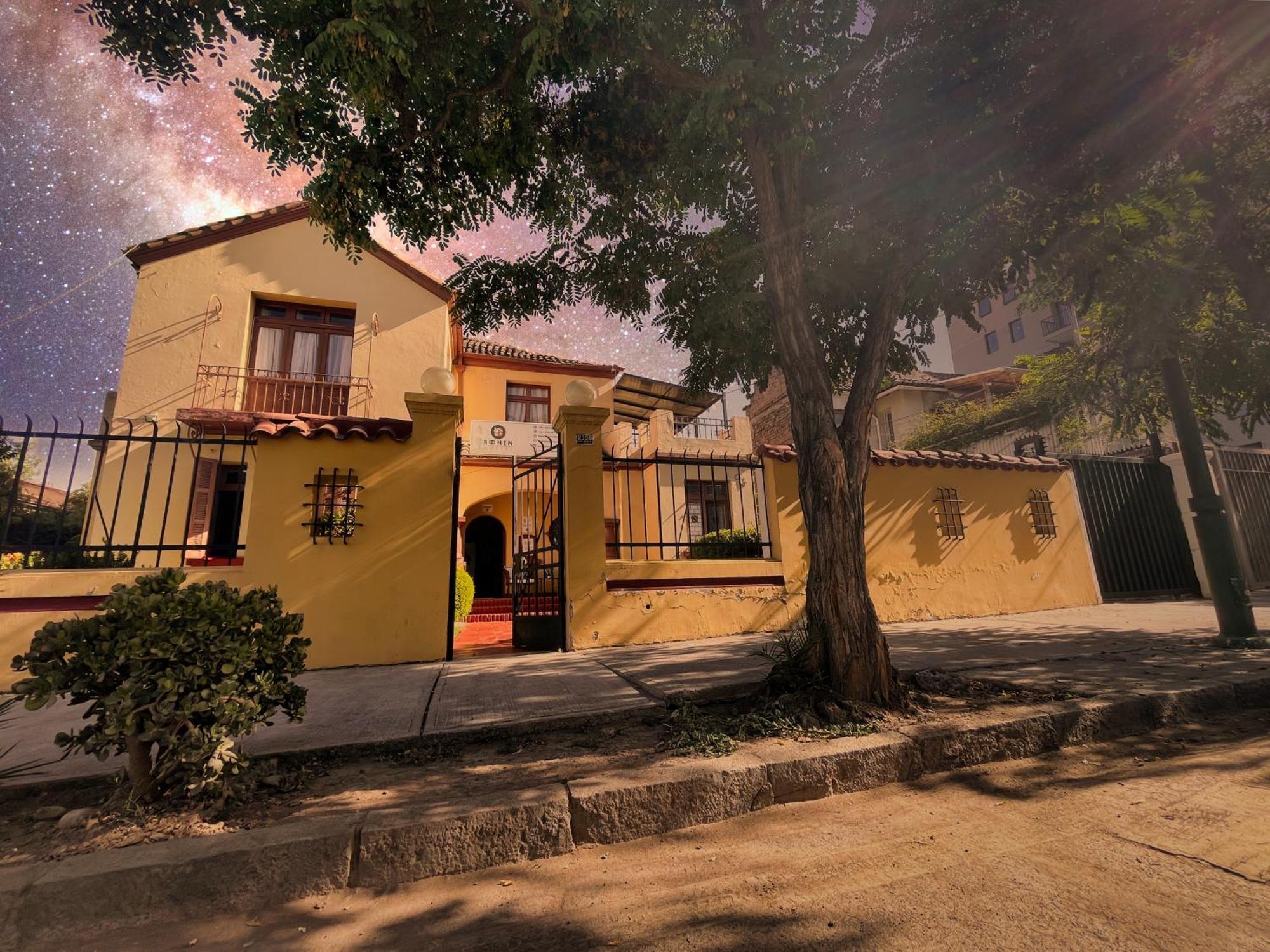 Hostal Boonen Santiago del Cile Esterno foto